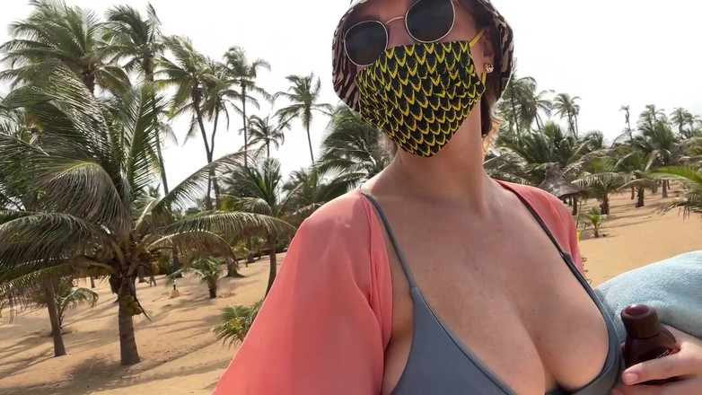 Batty Lux: Walking Without Panties