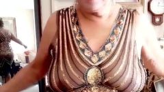 Zilah Luz: Стриптиз для 71-летней латины с волосатой киской