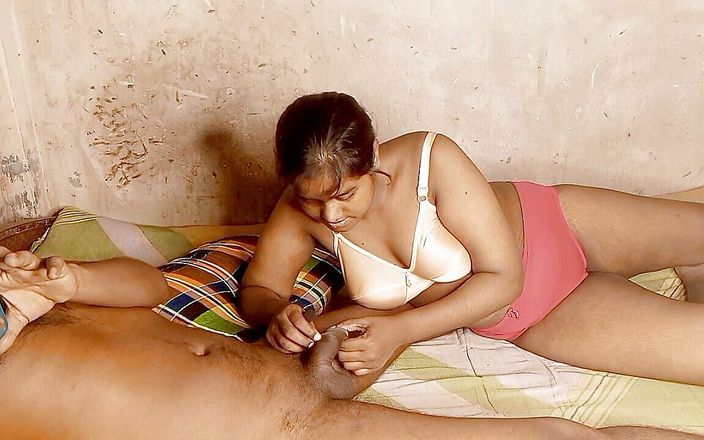 BD Couple Hard Sex: मैंने अपने प्रेमी को उसकी गांड में तेल लगाकर चोदा। उसके प्रेमी की गांड को बहुत टाइट चोदने में मज़ा आता है।