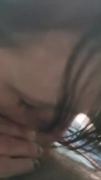 Melancap pada batang, blowjob daripada isteri