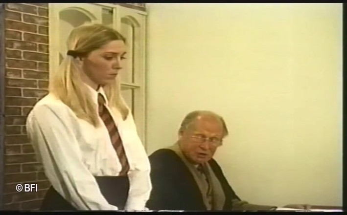 House of lords and mistresses in the spanking zone: Öğretmenim kötü götümü kırbaçlıyor