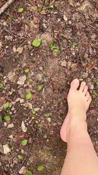 Plimbări desculțe în pădure - Fetiș pentru picioare - Picioare goale!