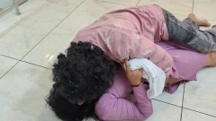 Stranger Boy går in i ett unknwon tjejhus och gör hett knull med den heta tjejen