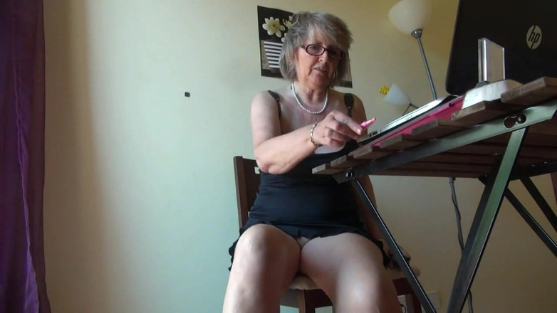 Abby Roberts: Sexy tutorin