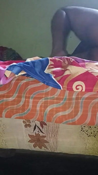 Desi Pooja Bhabhi neukvideo's en dorpsbroer