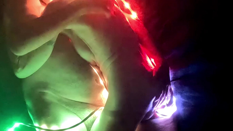 FromThisNight: 스트립 라이트와 섹스