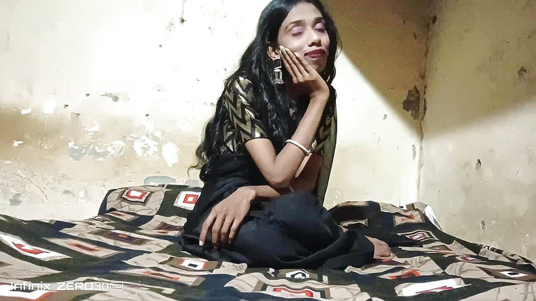 Truefuker: डेस्क भाभी हमारी naibar बड़ा लंड चोद रही है