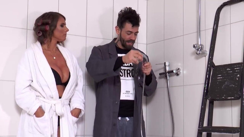 Deutschland porn: Suzy seksi kalah dalam keseronokan sebenar dengan zakar besar