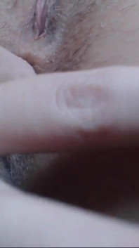 Close up - mainin fingering dalam banget