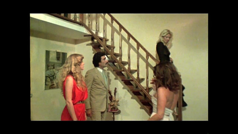 Vintage megastore: सुंदर सुनहरे बालों वाली की डॉगी स्टाइल में चुदाई और बड़े विंटेज लंड द्वारा गांड पर वीर्य डाला गया