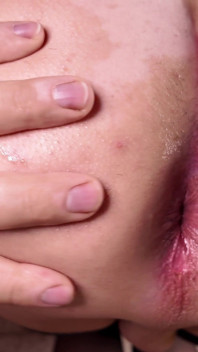 Jeu de handpan sexy avec Olga Mayer. Sodomie et grosse bite incluses