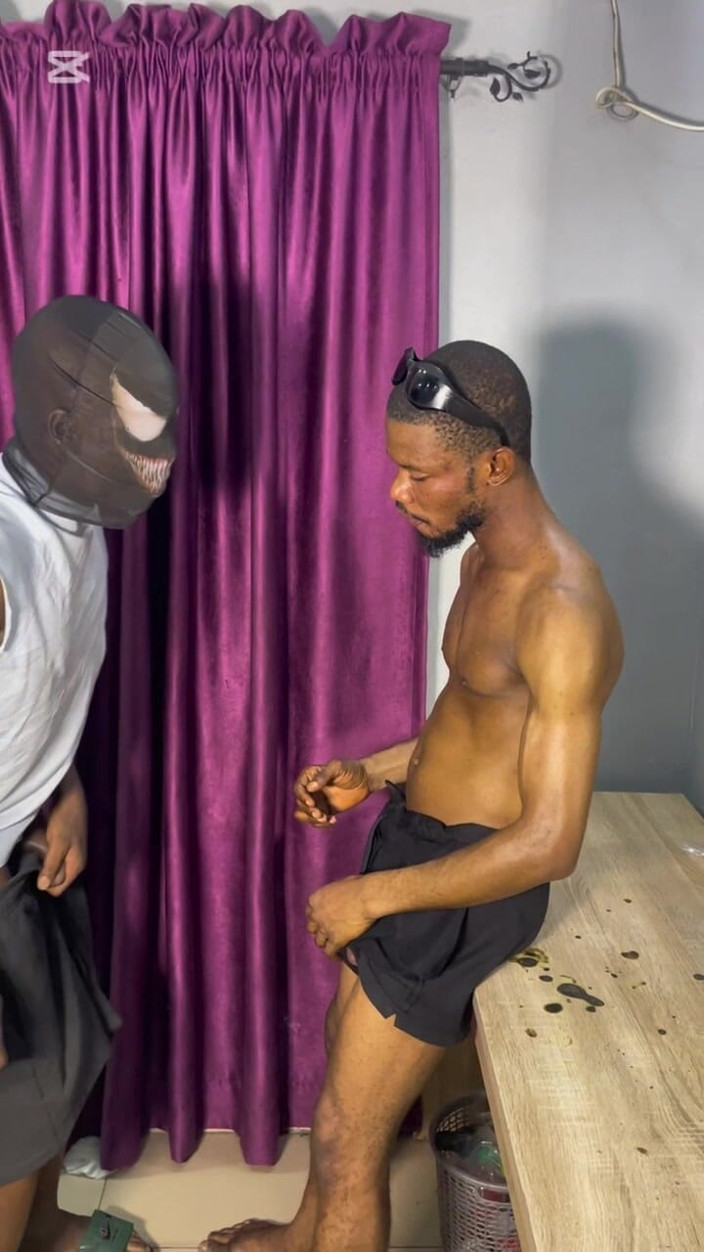 SexyDiver01: Mating with My Stepbrother