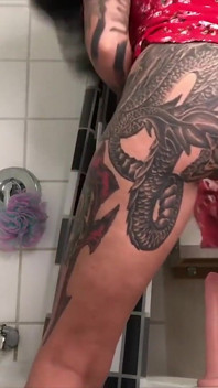 Baise avec un gode, pipe, orgasme crémeux