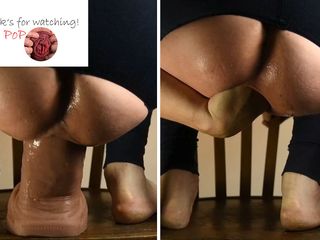 Popoopoop: Popoopoop. Hankeys - Rentman 3xl dildo profondo sulla sedia nel culo - Prolasso...