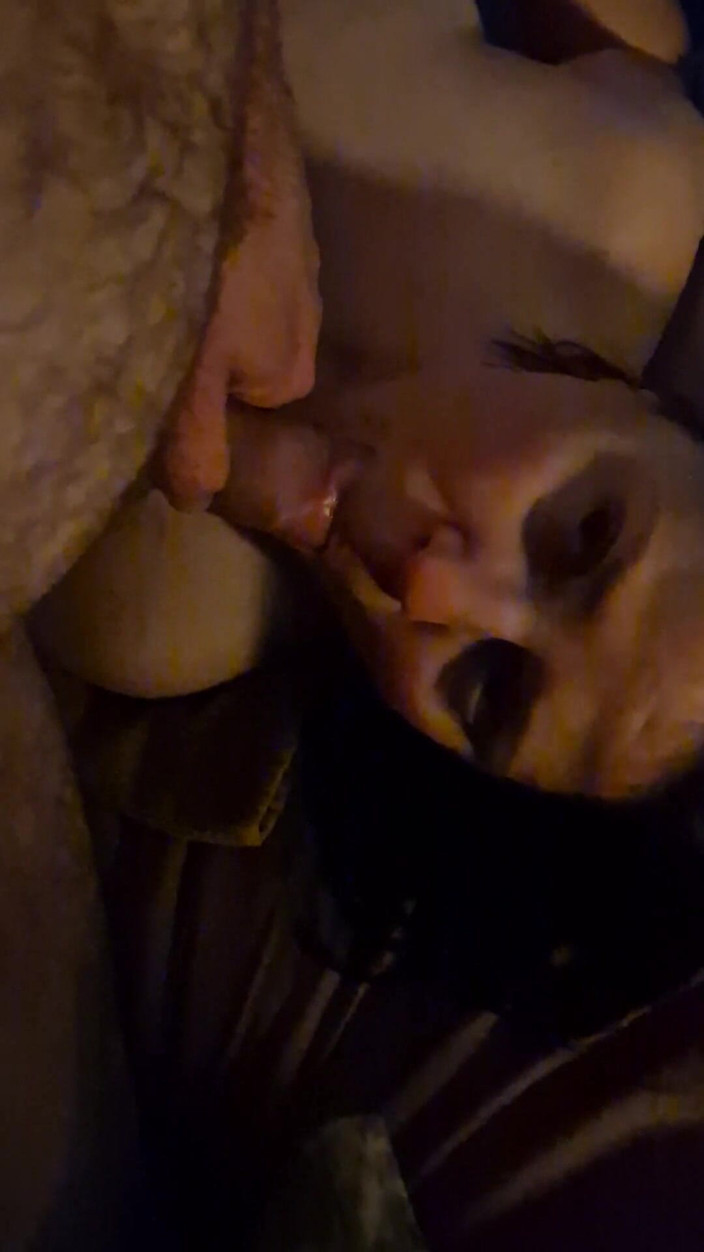 SwitchMixCouple: Млява сперма в рот - домашня камера ручної роботи