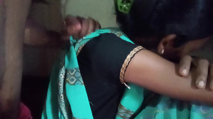 Kumari Queen ji: インドのホットデジバビと若い男の子ファストタイムクソ村のセックスビデオ最古の家バビセックス。