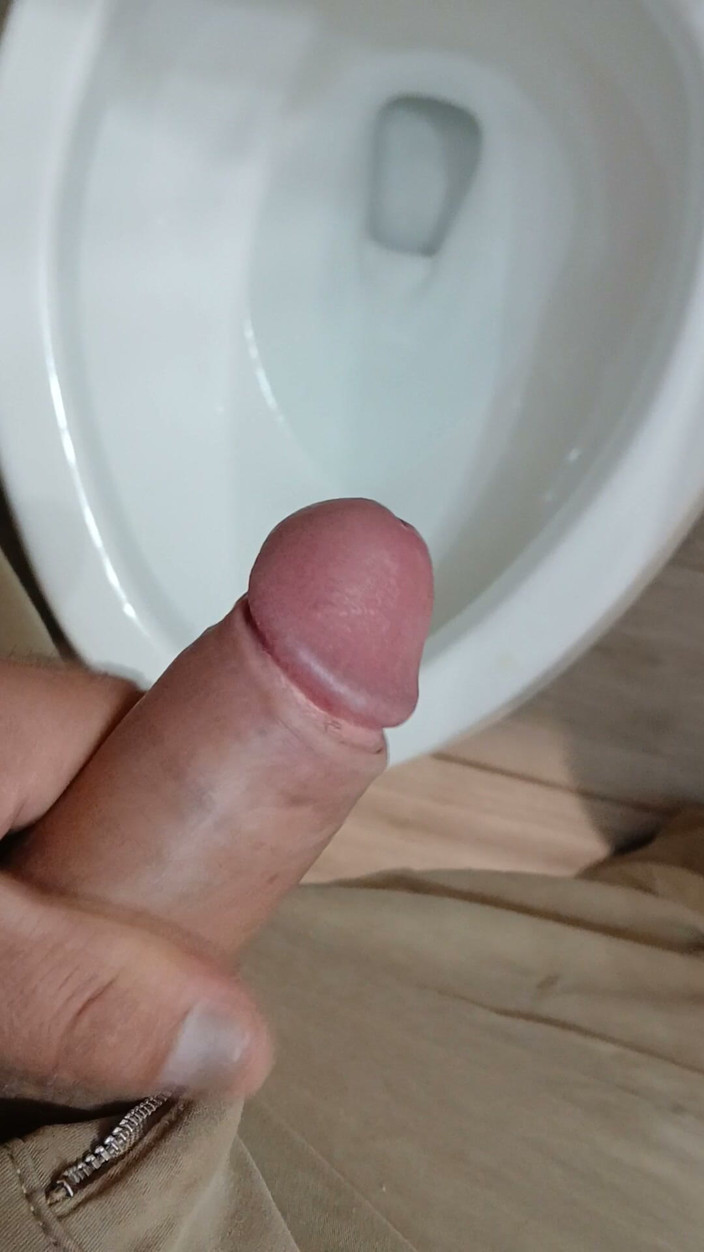 VERGA CON LUNAR: Cum at the End