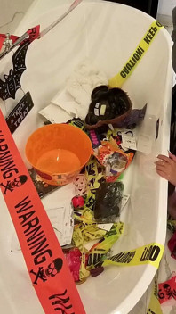 Gadis oktoberfest dicrot di dalam setelah ngocok kontolnya dengan pelan sambil nyepong kontol!