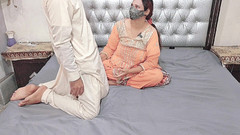 Pakistani CoupleX: Indian Desi Bhabhi smesso di giocare con Laddu