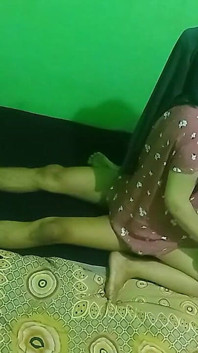 A Hijab Girl Is Being Fucked by a Man Who Has Been by a Man