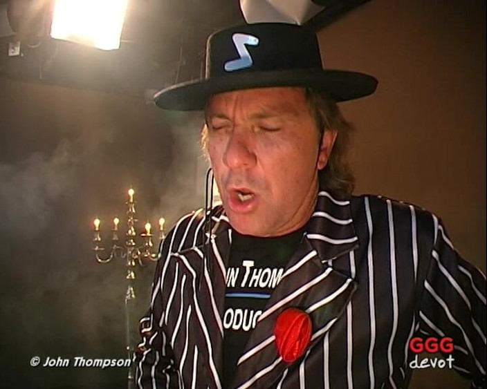 Piss Lover: 最好的小便和屁股到嘴群交场景 ggg john thompson