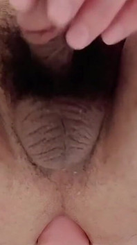 Twink orgasmus s 9palcovým Dido