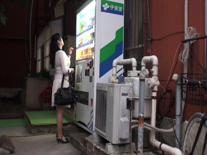 Raptor Inc: Milfs, recogidas fáciles