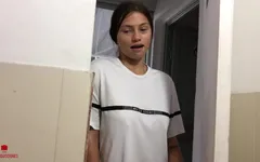 Horny Stepsister Discovers Me Masturbating in the Bathroom and Helps Me Cum I Fuck Her Very Rich