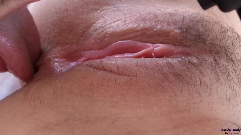 CloseUpCandy: Экстремальный клитор крупным планом! Лижу сквиртующую небритую мокрую киску