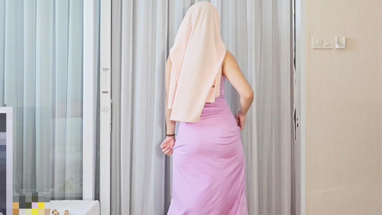 LittleMuslim: Uimitoare hijab: Probează rochii moderne cu un twist