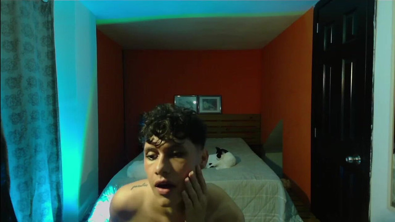 Artesensual: Parte 2 Femboy diventa completamente nuda e balla per il suo...