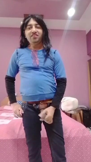 Cute & Nude Crossdresser: น้องคิวตี้สาวประเภทสองข้ามเพศ เฟมบอย ลollipop หวาน ในห้องนอนหวานๆ ของเธอ