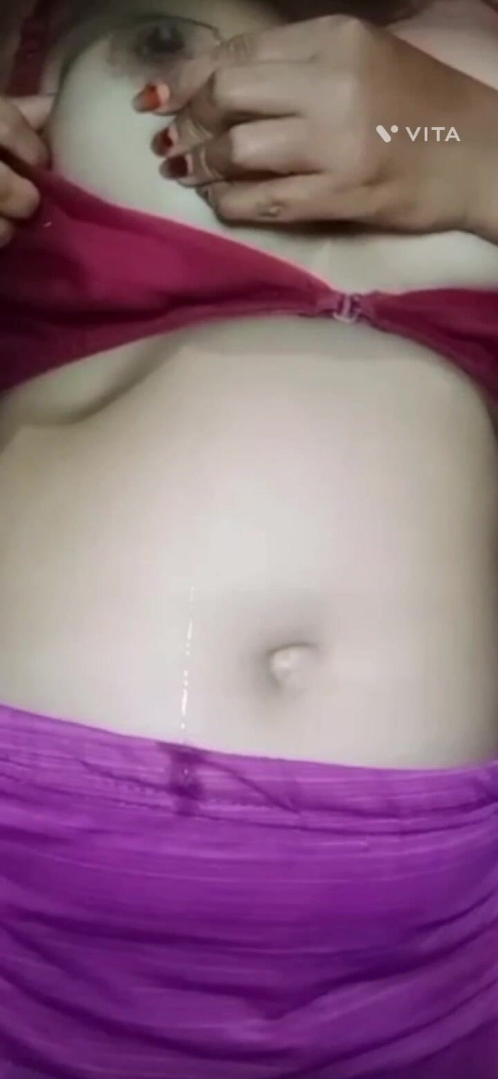 Momib45: नग्न फंतासी