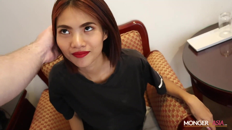 Monger In Asia: 超痩せたアジアの女の子は現金が必要です