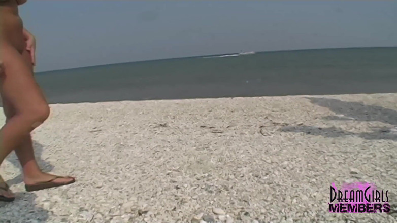 Dream Girls: Ho portato queste 4 ragazze nude in un'isola in Florida