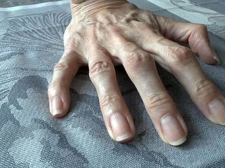 Lady Victoria Valente: Fingernail normal alami - close up
