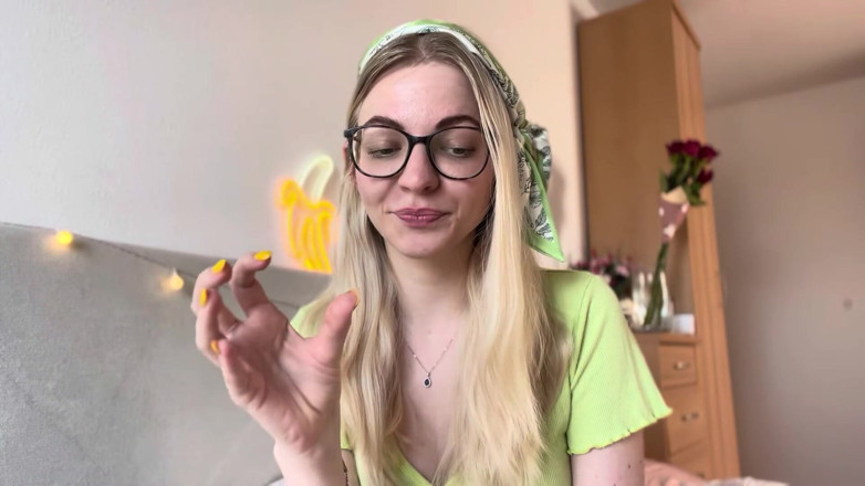 Goddess_Bella_Rae: Історія розбиття яєня в аквапарку