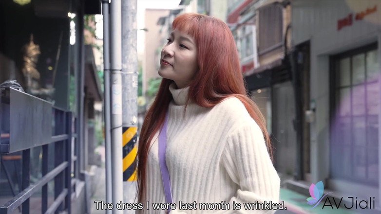 AV Jiali: 내 자지를 빨아주는 거유 밀프