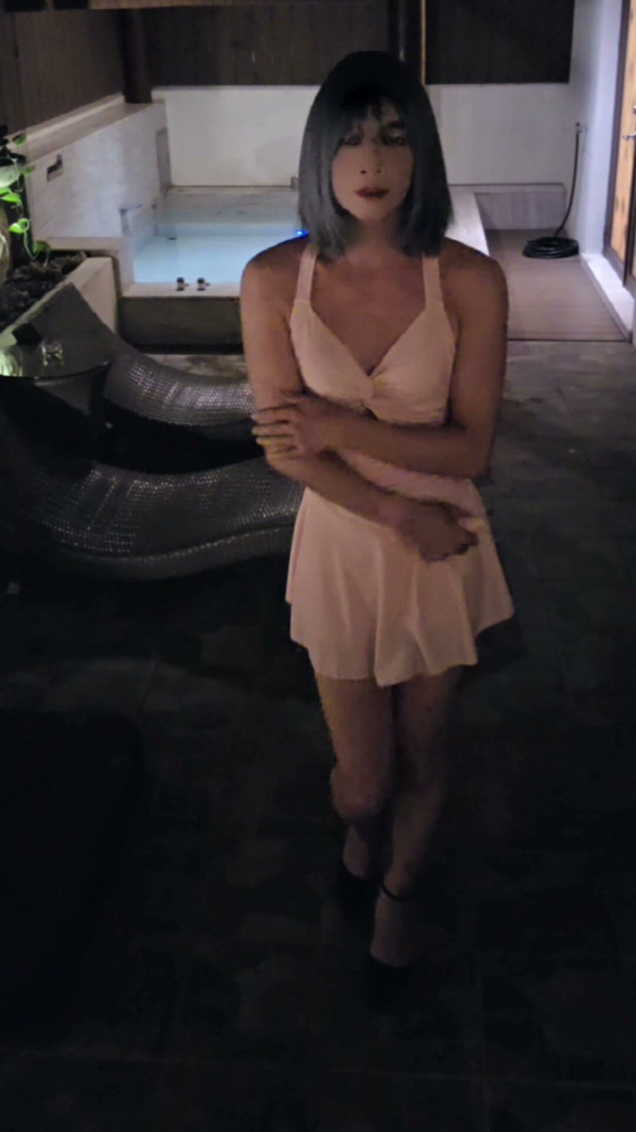 Taiwancdgirl: Perangkap Tingxuan melancap dengan memakai pakaian renang dan kasut tumit...