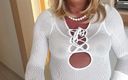 Kellycd: Amateur crossdresser Kellycd2022 sexy milf on holiday masturbating and cuming...