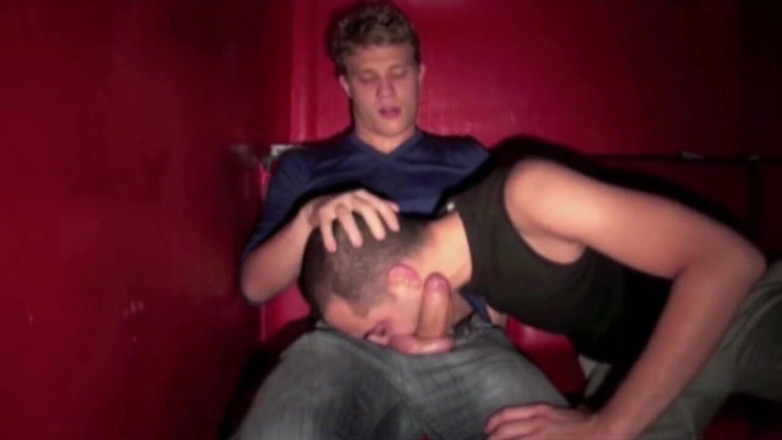 Crunch Boy: Atlant scopata dalla sexy Kameron Frost