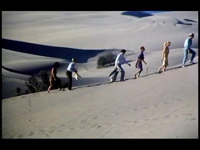 GERMAN PORN CLASSICS: Dragoste fierbinte în nisipul deșertului. Videoclip Herzog