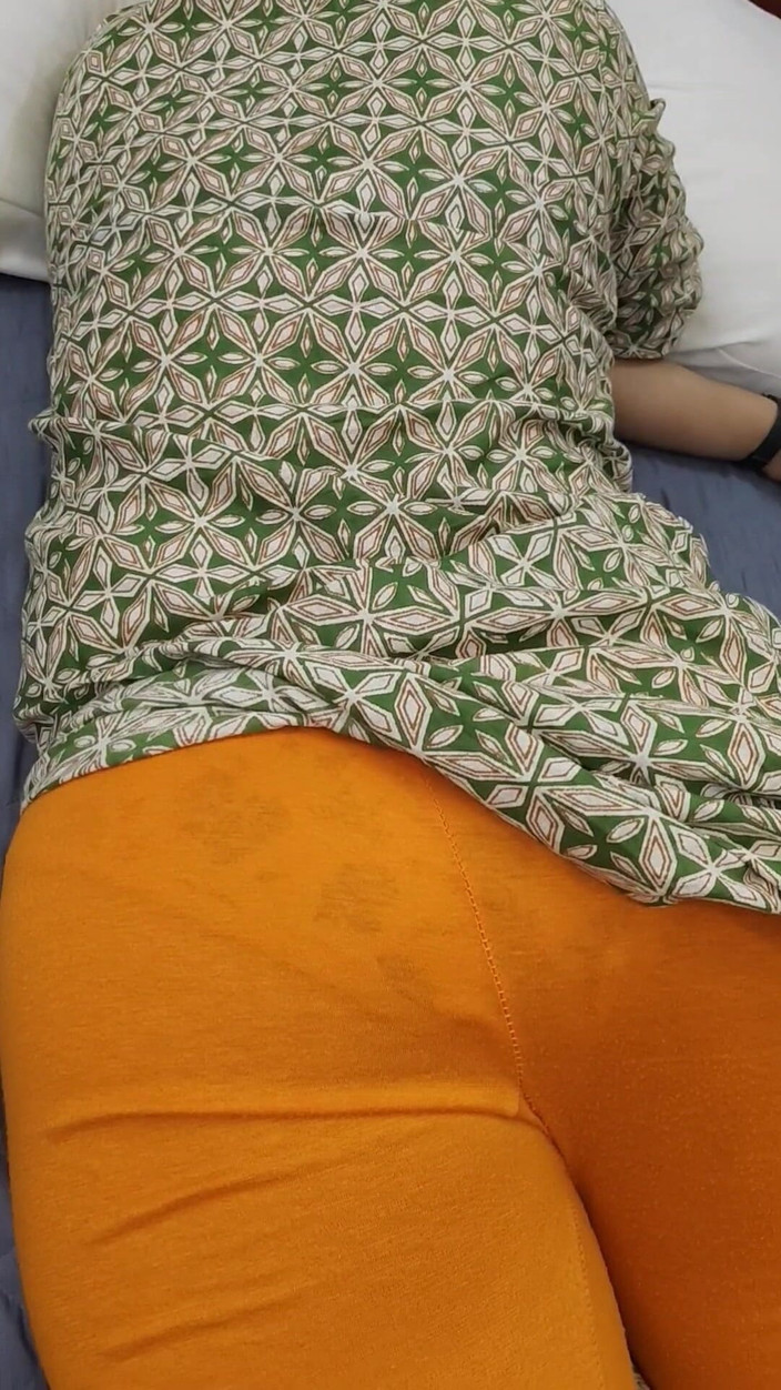 Khushboobhabi: Jovem desi indiana rapariga deixada por rapaz
