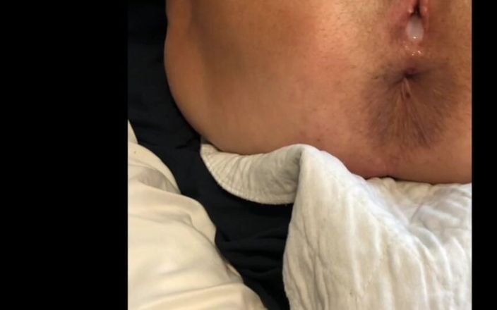 Squirting Senior: Yaşlı olgun çift amından sızan büyük dölleme ile sikişiyor
