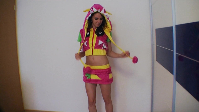 Sexy Amateurz: Młoda ślicznotka w stroju kosmitów