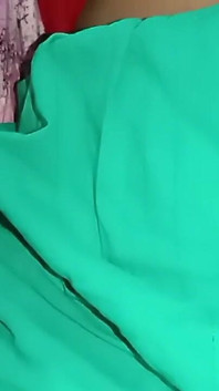 Indian National Number Vaara Vantaa if You Have Sex with Me for the First Time