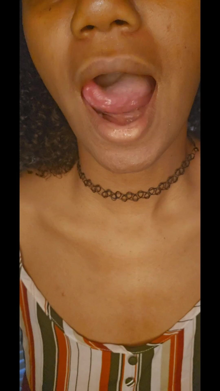 Bunnii: Usikan terpanjang: melepas lidah saya