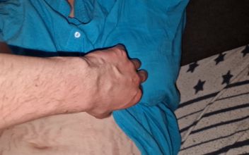 I Love Touching Her Body