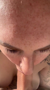 Большие сквирты от грязной милфы