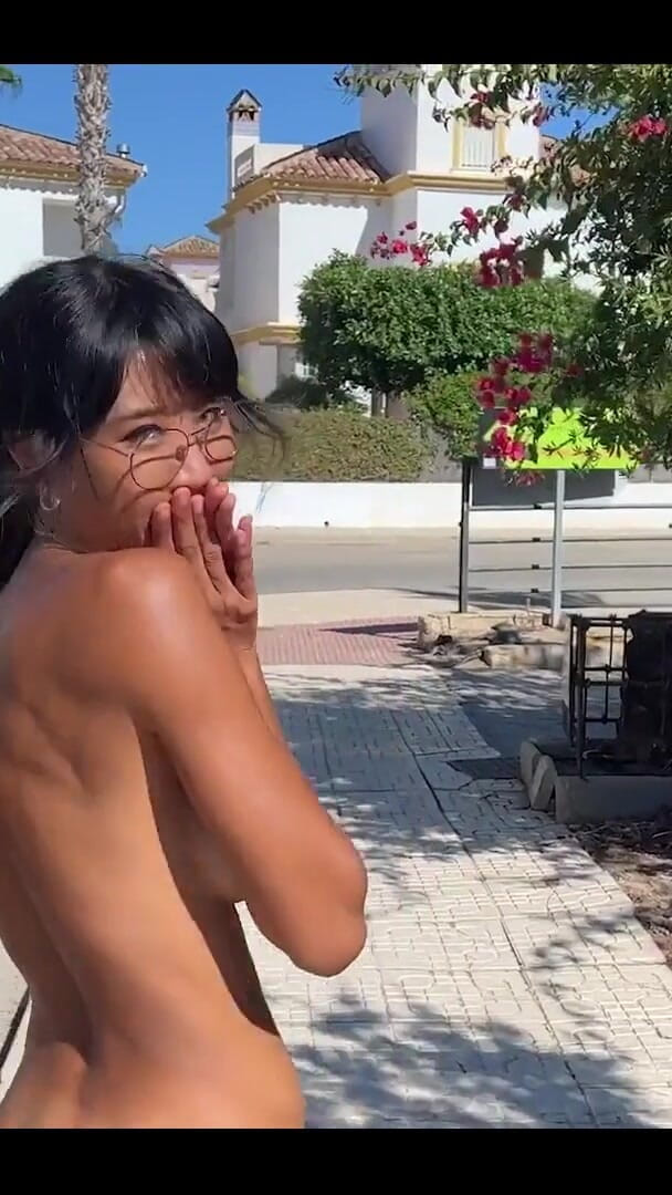 This Is Probably the Most Creative Public Nudity (Daring Kiara)